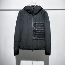 몽클레어 경량 블랙 나일론 발수 다운 재킷 (해외배송)