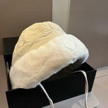 몽클레어 귀 보호 모자 (해외배송)