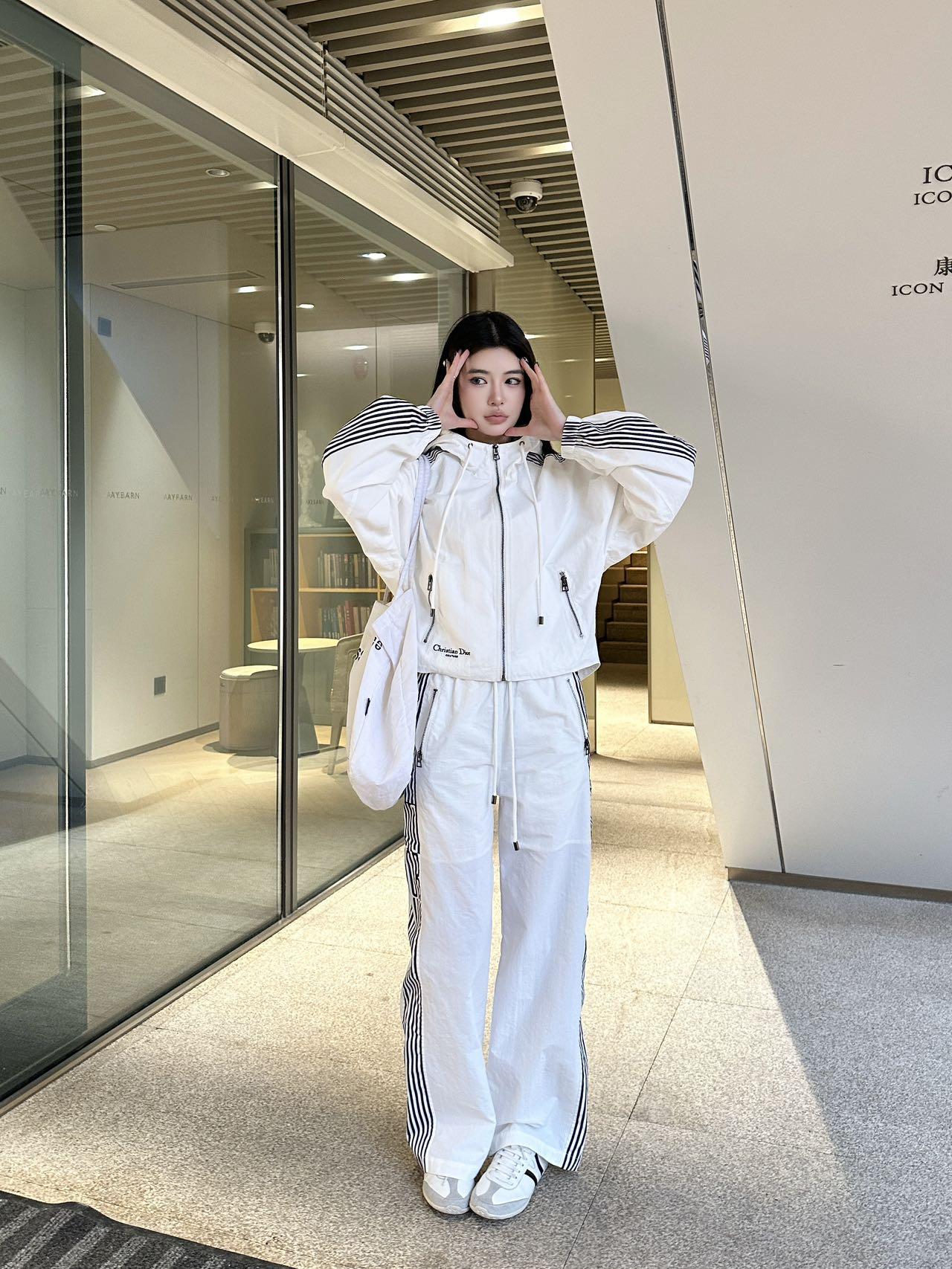 디올 캐주얼 집업 세트 (해외배송)