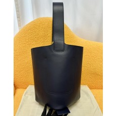 로에베 페블 버킷 백 (해외배송)