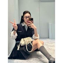 미우미우 폴로셔츠 2컬러 (해외배송)