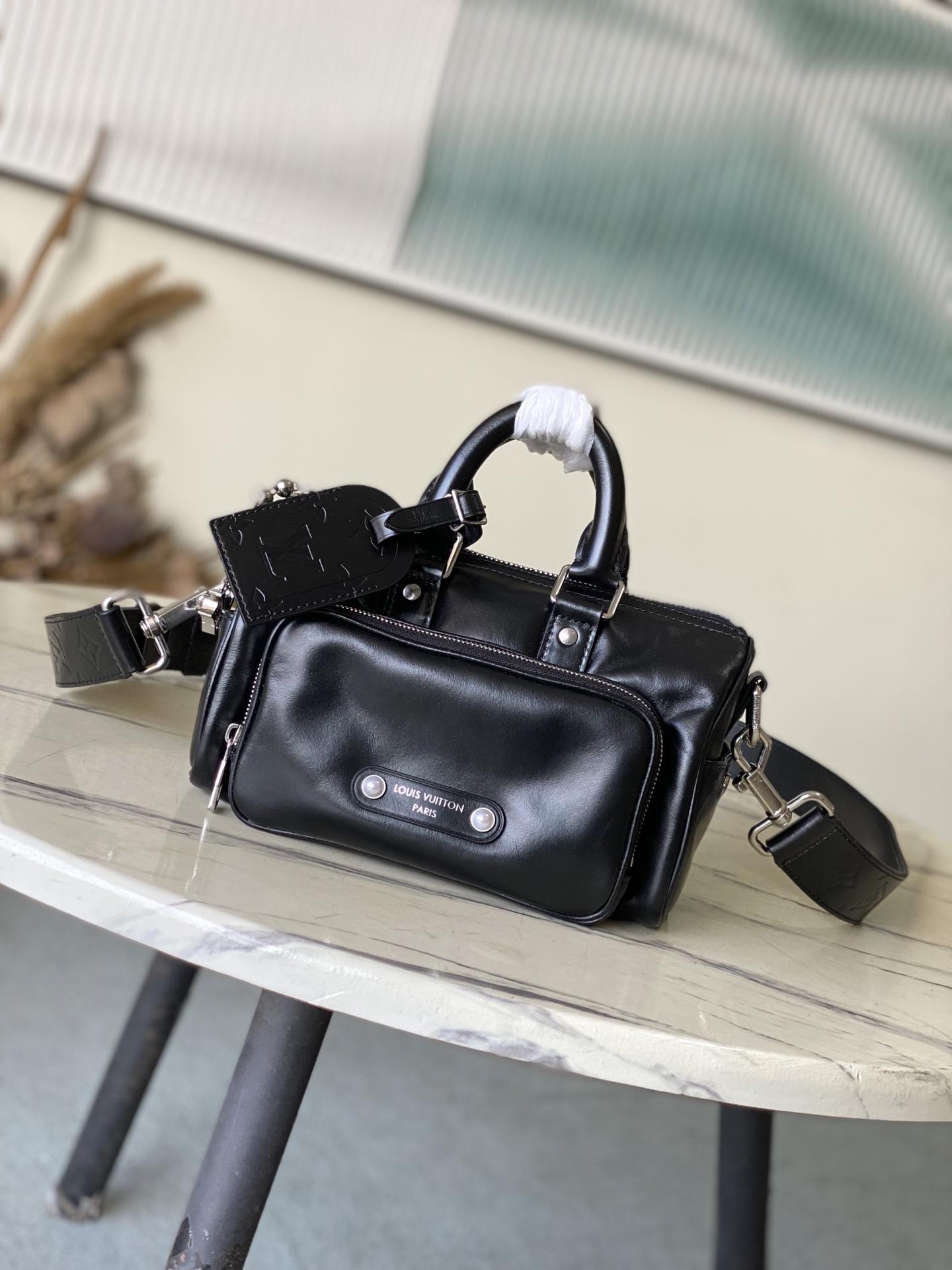 루이비통 Keepall Cargo Bandoulere 25 핸드백 (해외배송)
