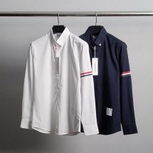 톰브라운 삼선완장 베이직 셔츠 (국내배송)