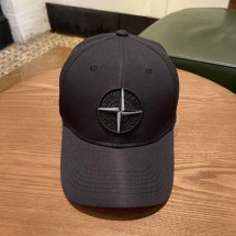 스톤아일랜드 아일랜드 올블랙 매쉬 시그니처 로고 모자 (국내배송)