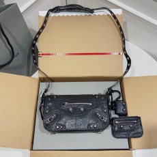 발렌시아가  카메라 모터사이클 백 (해외배송)