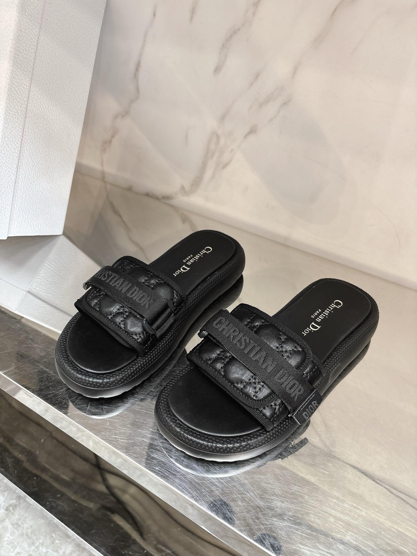 디올 자수 레터링 슬리퍼 (해외배송)