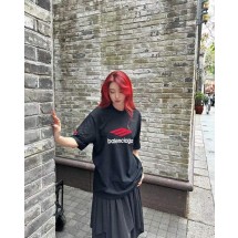 발렌시아가 3B 스포츠 아이콘 미디엄 핏 반팔티 (국내배송)