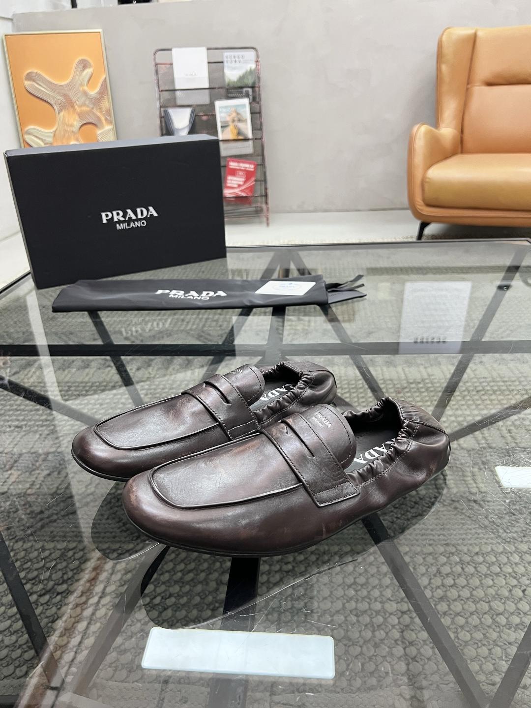 프라다 남성 모카신 (해외배송)