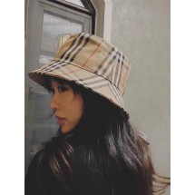 버버리 빈티지 체크 버킷햇 (국내배송)