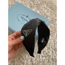 프라다 터번 헤어밴드 (국내배송)