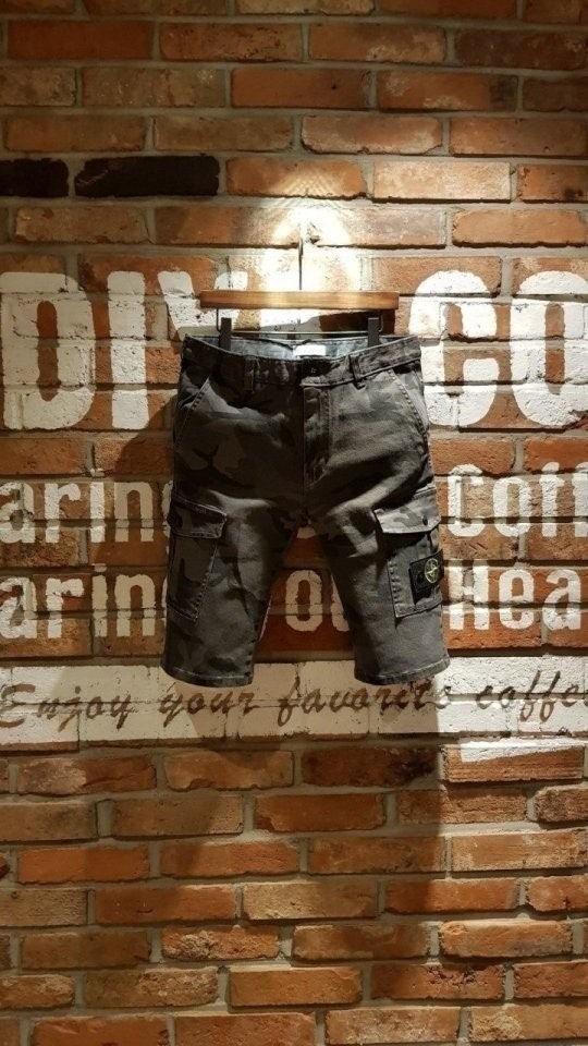 스톤아일랜드 카고 카모 하프팬츠 (국내배송)