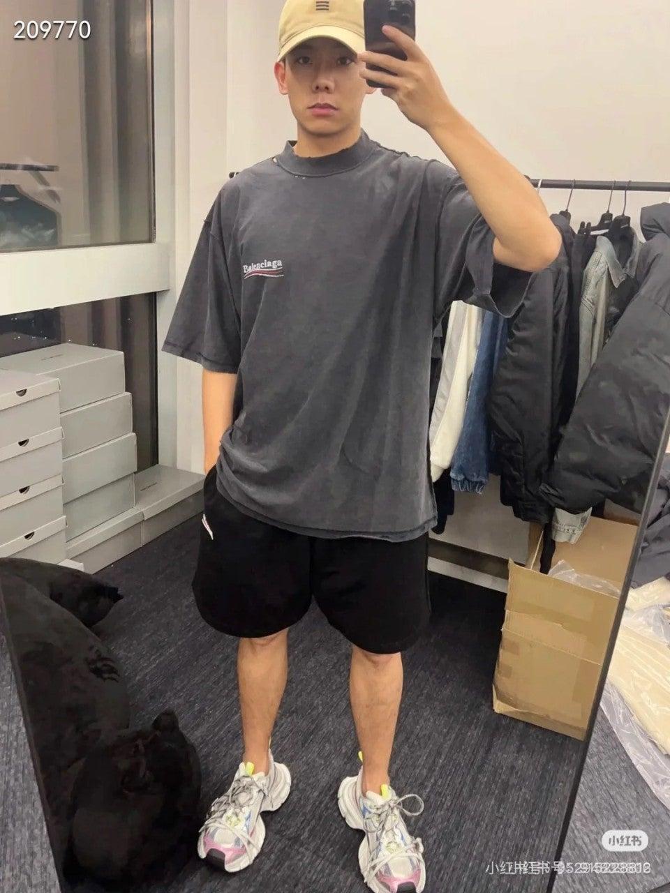 발렌시아가 25SS 웨이브 레터 자수 리버스 디자인 디스트레스드 반팔 (정품급 해외배송)