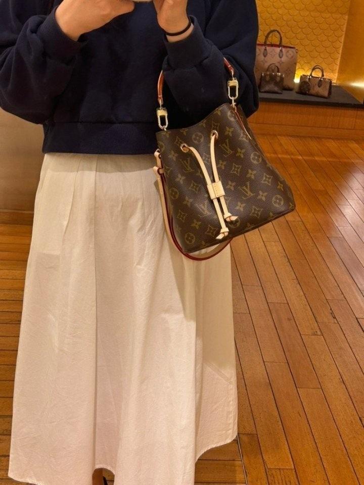 루이비통 네오노에 bb 모노그램 (국내배송)