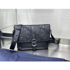 디올 플랩 메신저 백 (해외배송)